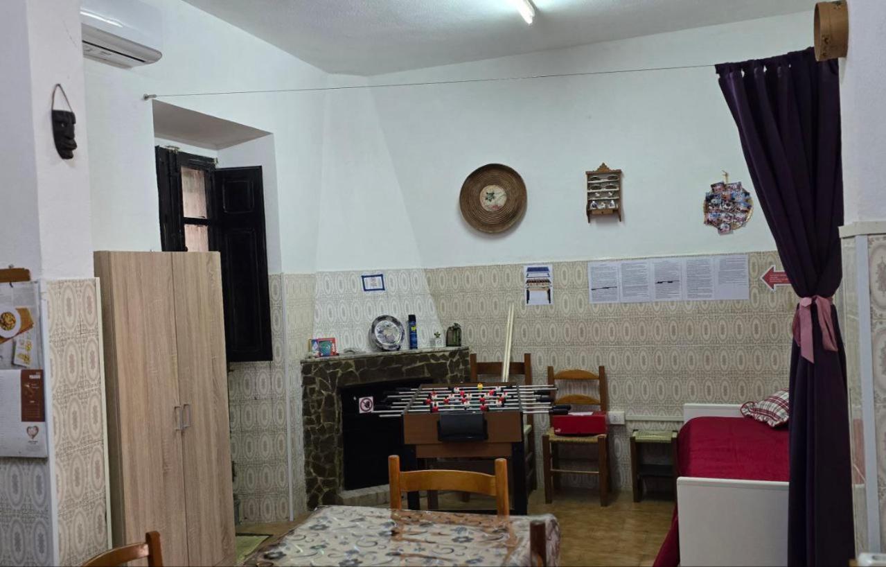 Appartamento In Casa Con Cortili Ad Arbus - Sardegna ภายนอก รูปภาพ